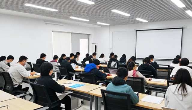 提升系统稳定性的关键设计原则与日常维护技巧